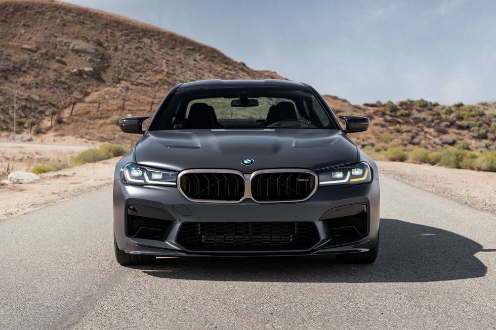 2025 BMW M5 포토