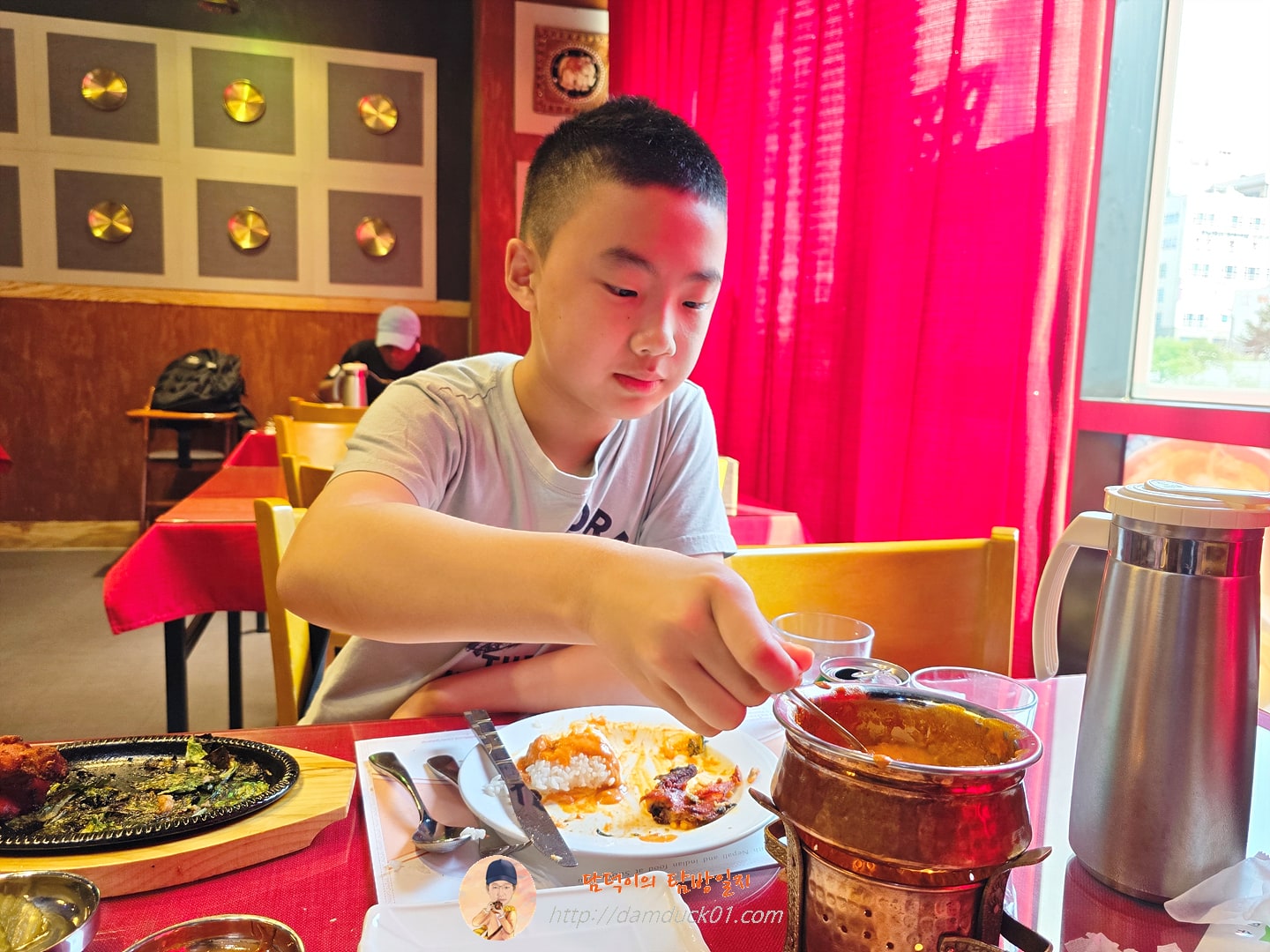 뭐든 맛있는 초등학생