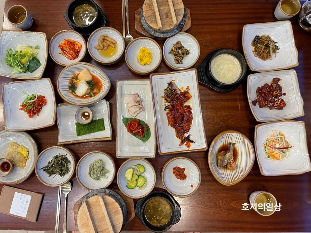 거궁 이천쌀밥한정식 광교점 - 주문한 거한상