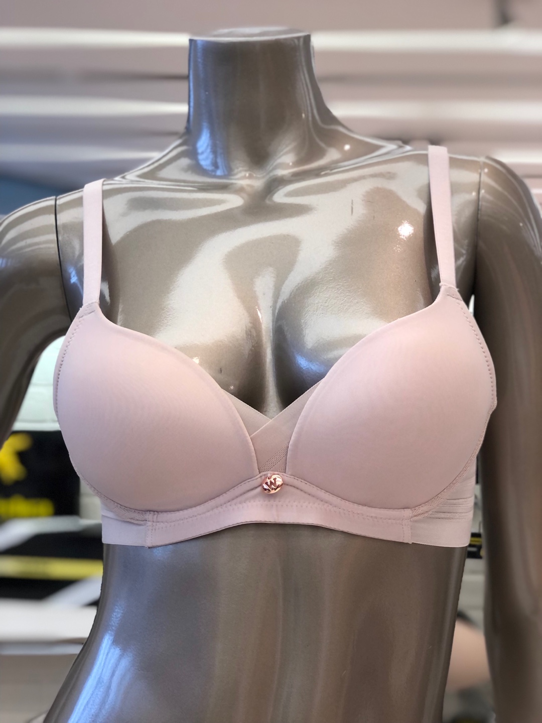 원더브라 데일리 노와이어 볼륨브라 A C컵 WBWBR1M62T