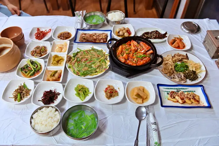 이맛에 살지 섬진강 1급수 계곡의 맛 참계탕, 은어회, 은어구이, 은어찜 하동 쌍계사 맛집 안내