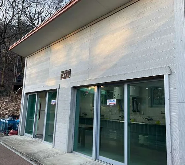 신어산자연숲캠핑장
