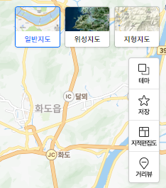 교통상황을 확인할 수 있는 네이버 지도 화면이다. 테마 메뉴를 클릭하면 여러가지 옵션이 있는데&amp;#44; 그 중 교통정보와 CCTV를 선택하면 된다.