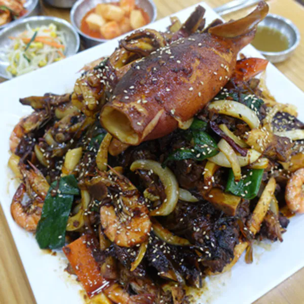 생생정보 대결 맛 대 맛 25cm 뼈 탑 감자탕 vs 해물간장뼈찜 음식점