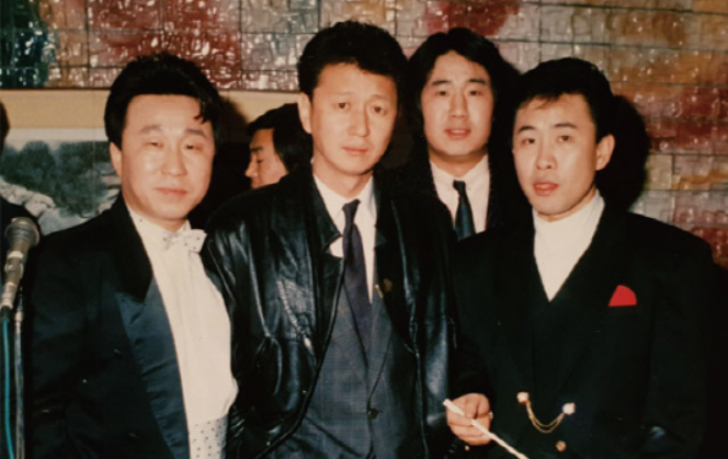 한국 코미디의 거장 전유성의 젊은 시절 모습