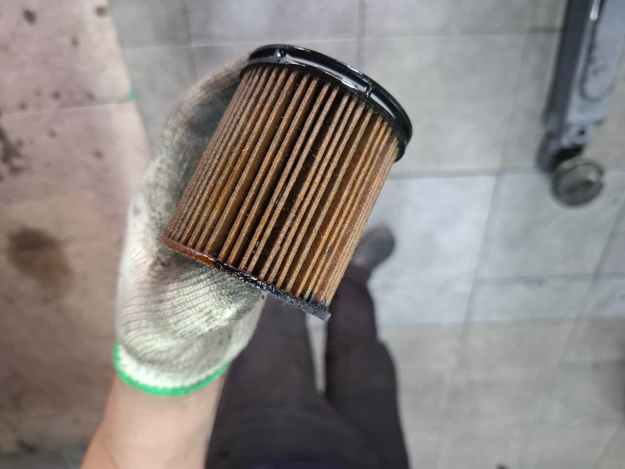 엔진오일 교체 필터 사진