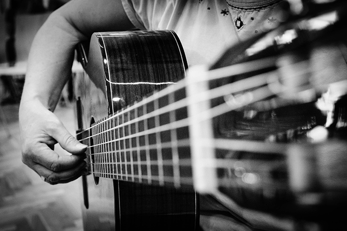 guitar finger play