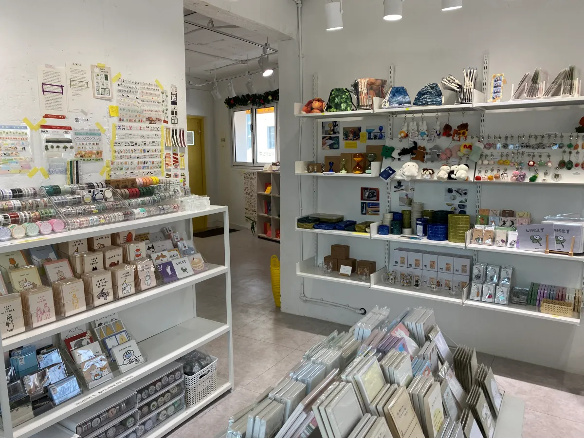 수원-놀거리-소품샵-투어-사소한-오예-펜코-컬러펜-마테-노트-문구-구경