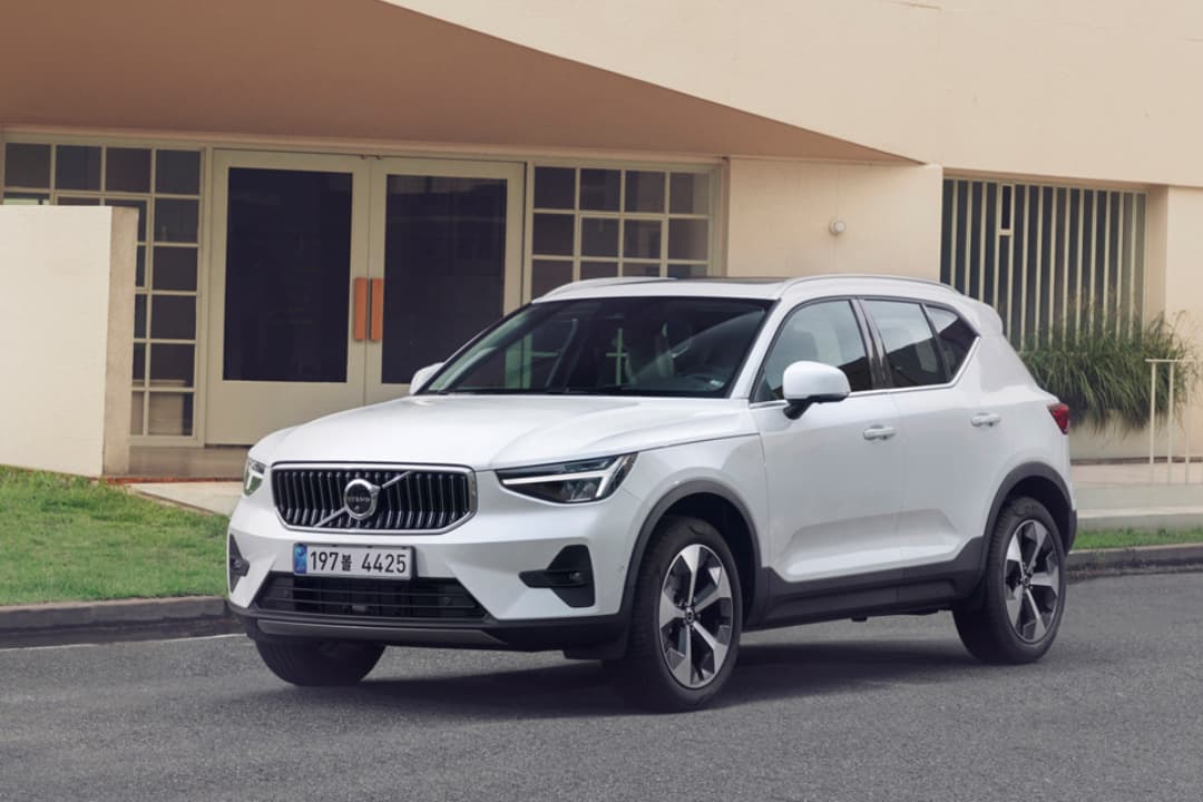 볼보 차량 XC40의 외부모습1