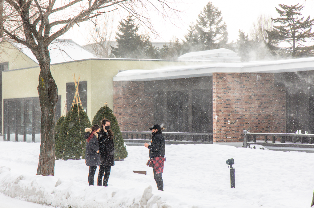 갑자기_휘몰아치는_눈보라