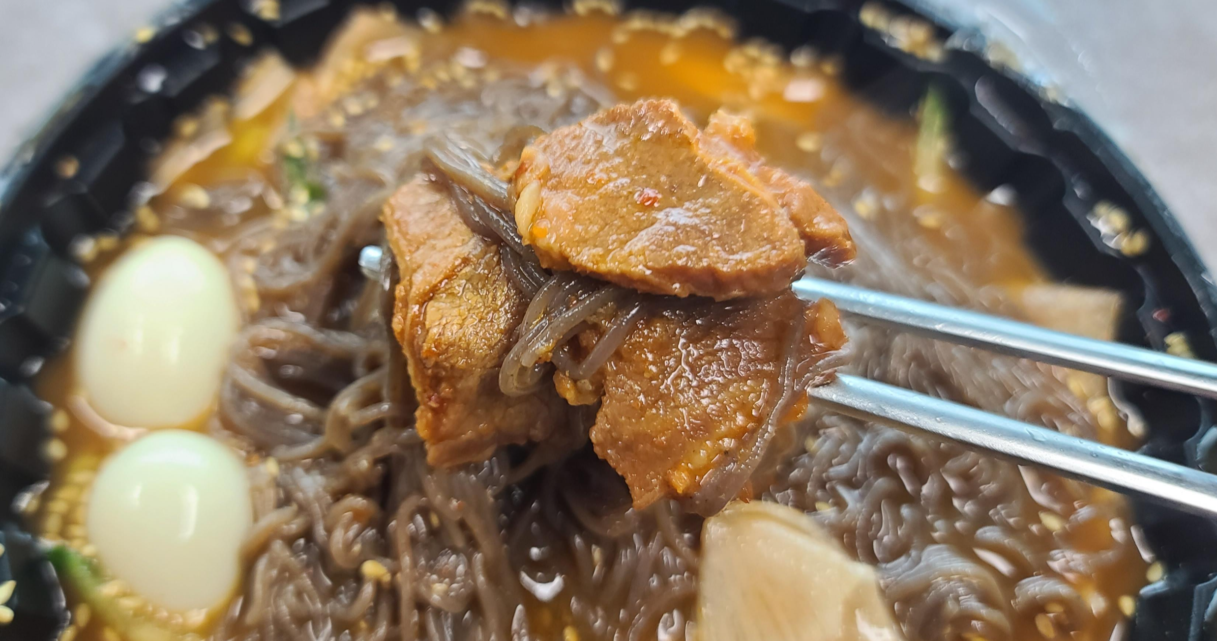 냉면쟁이고기꾼 숙취해소 물냉면 매운물냉면 비빔냉면 포장주문 배달전문 깔끔한포장 시원한냉면 사리추가 가성비냉면 제육볶음