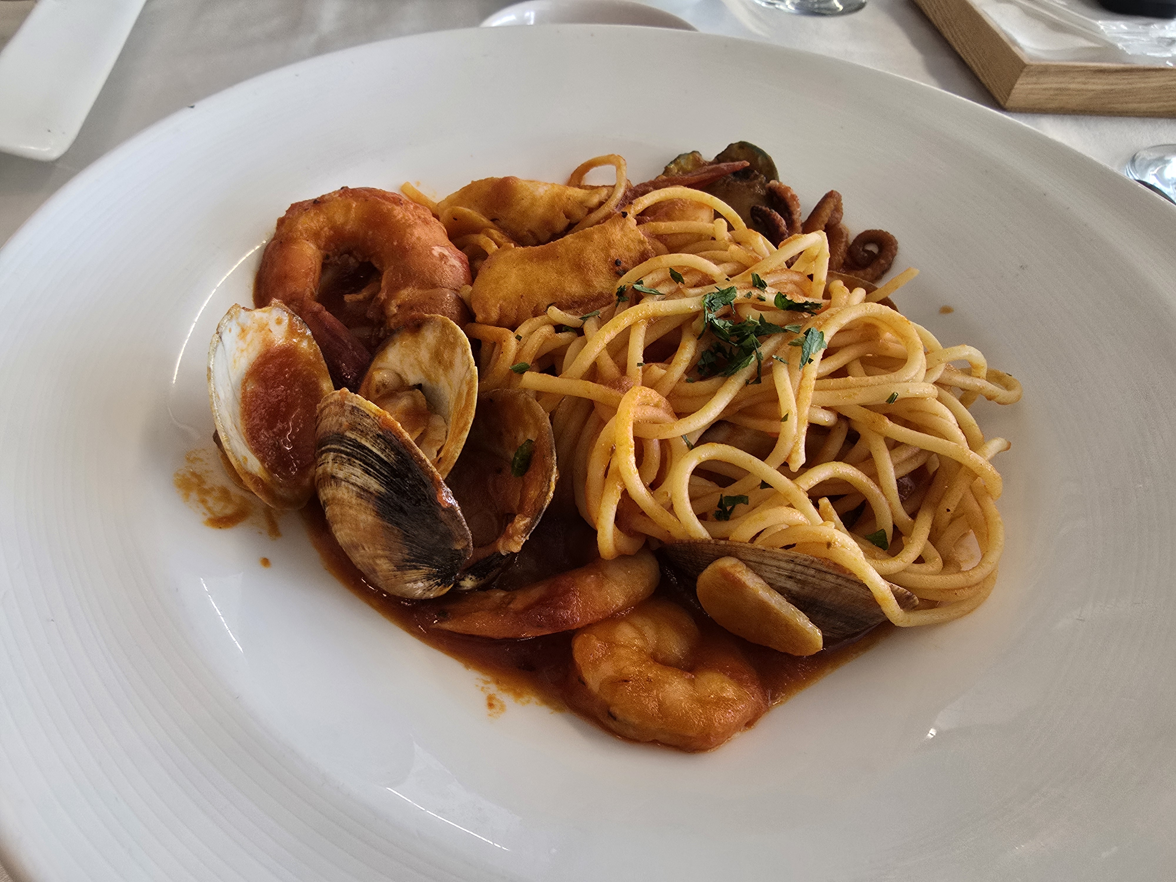 국립중앙박물관 겨울못에서 먹은 해산물파스타