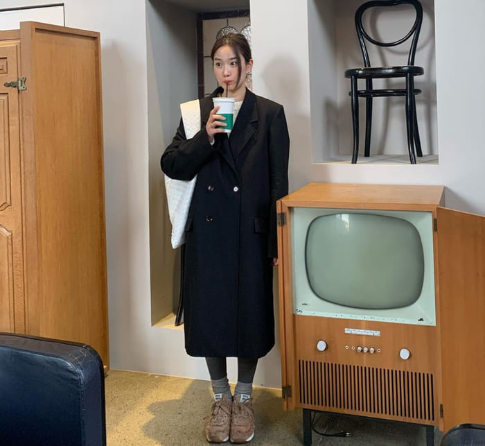 장희령 사복