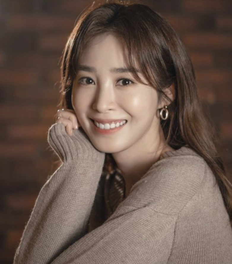 박연경 외모