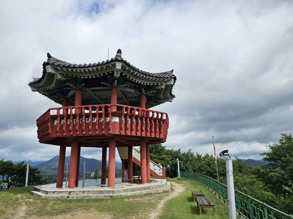 남원 가볼만한 곳- 애기봉에서 맨발걷기, 산책, 등산하세요