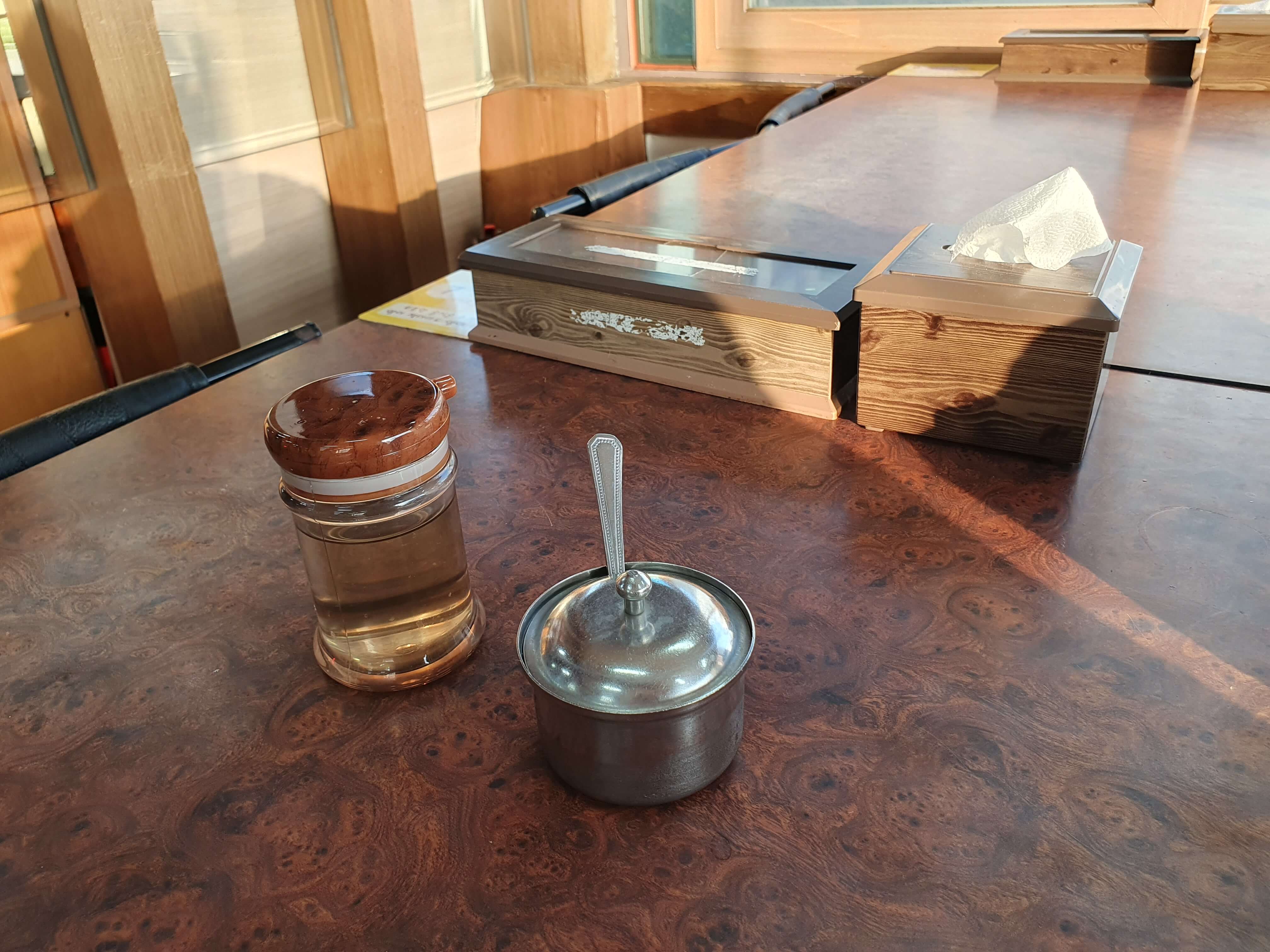 남천동(광안리해수욕장) 고마대구탕-다진 양념, 식초, 수저통