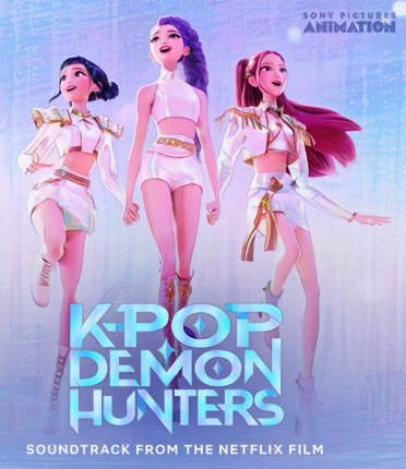 <K팝 데몬 헌터스>는 한국 전통 문화와 K팝 세계관을 결합한 히어로 애니메이션으로, 여성 아이돌 그룹이 악령화된 보이그룹과 싸우는 서사를 담고 있습니다. 미국 메이저 자본이 제작했으며, OST가 빌보드에 진입할 만큼 글로벌 흥행에 성공한 하이브리드 콘텐츠입니다.