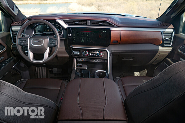 GMC 시에라 드날리