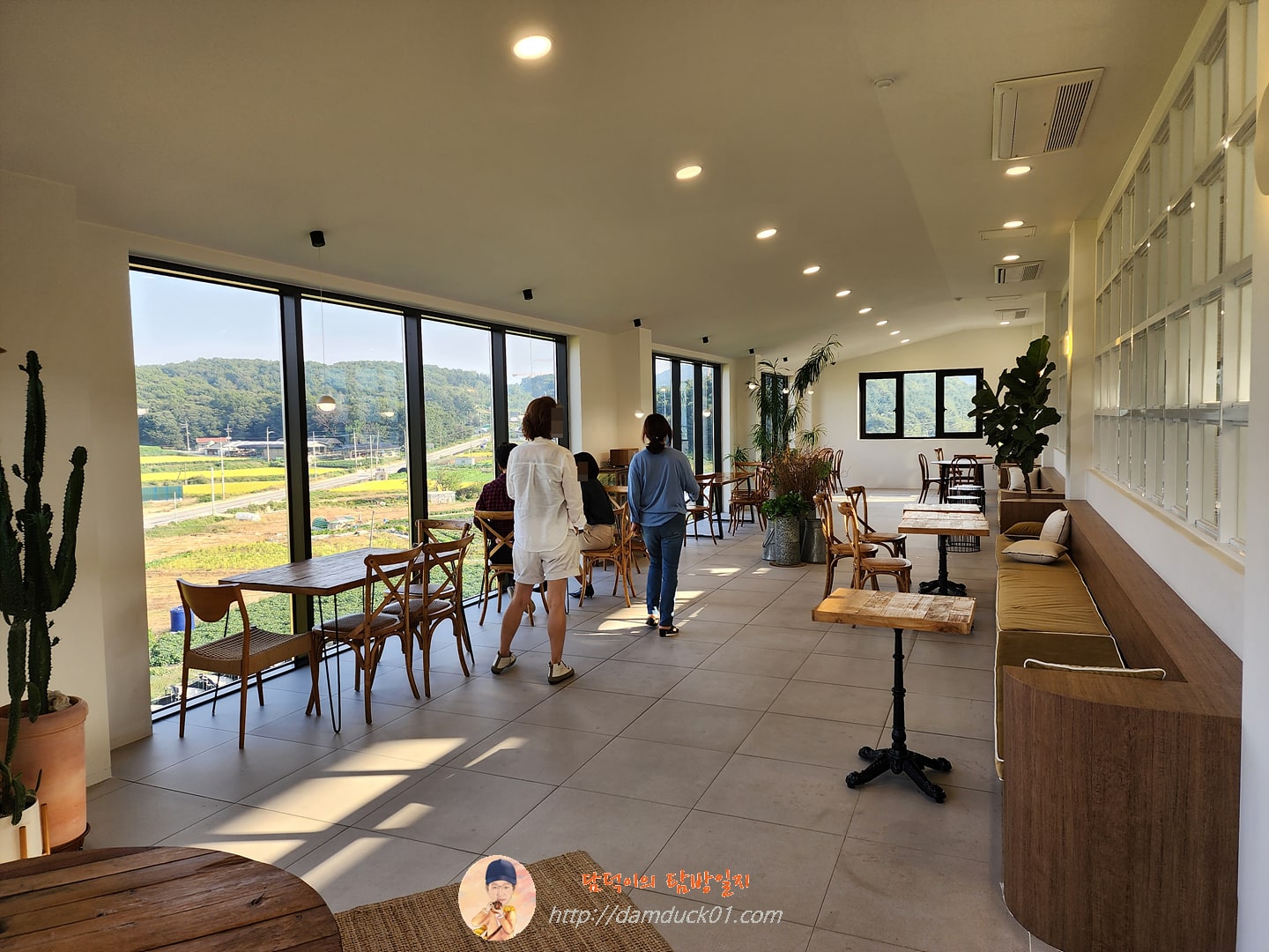 카페내리 3층 실내