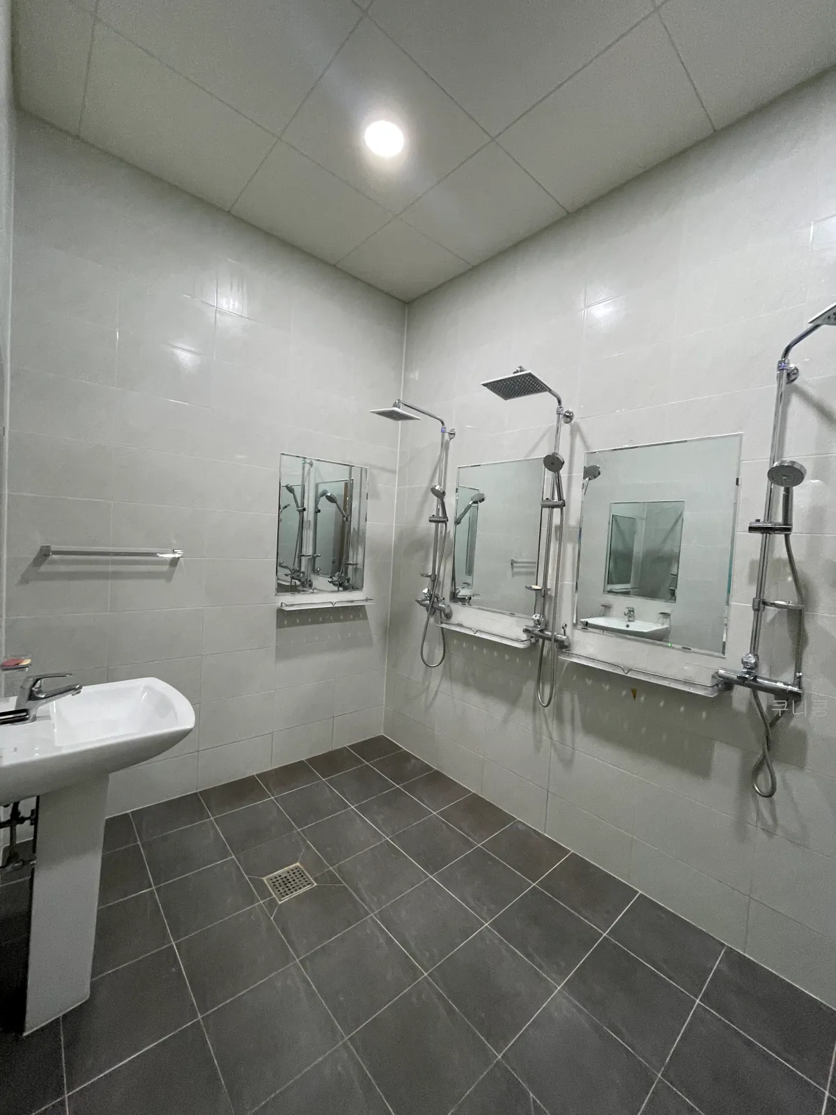 경기도-시설좋은-캠핑장-추천-봄이오는캠프-성인4명-이용후기