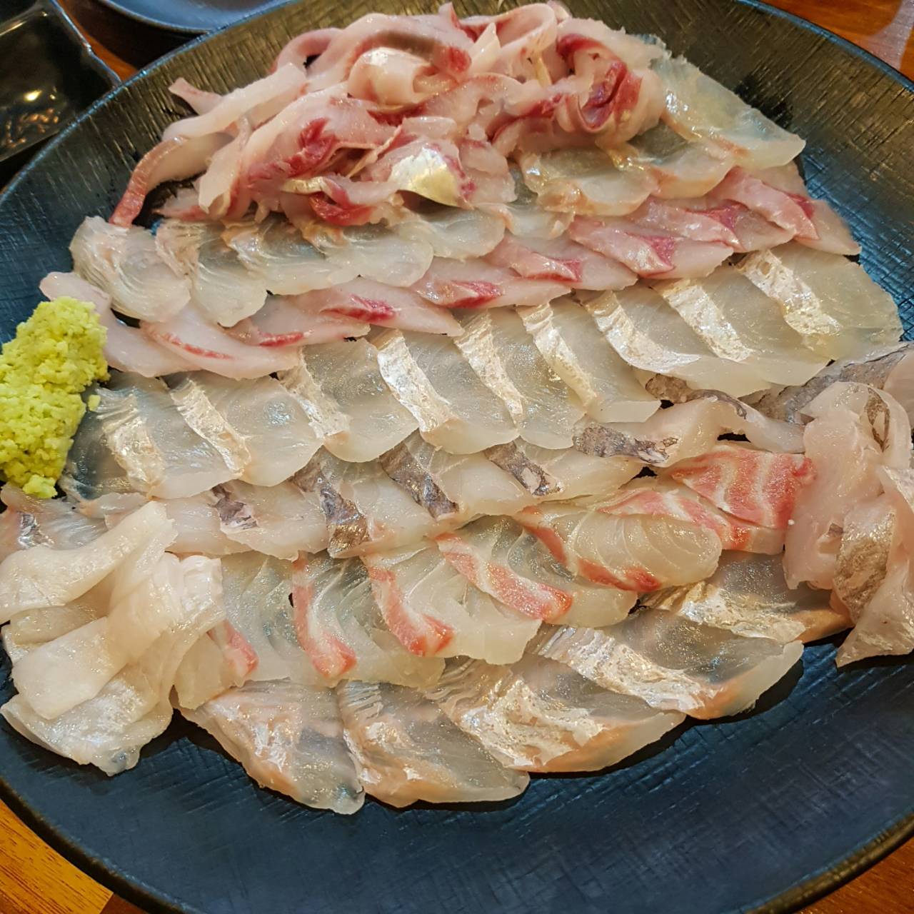 더푸른횟집 모듬회