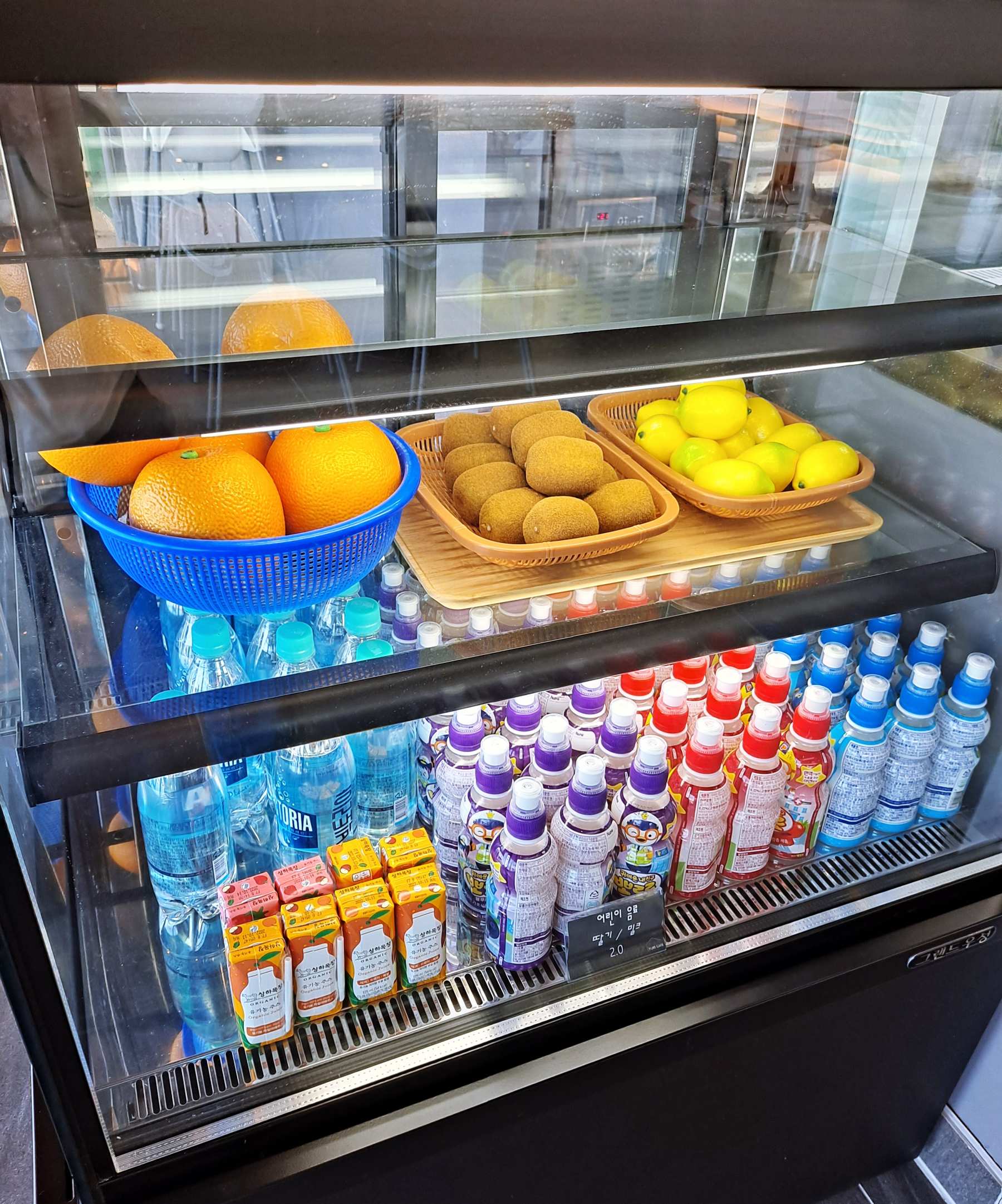 유리카페 쇼케이스2