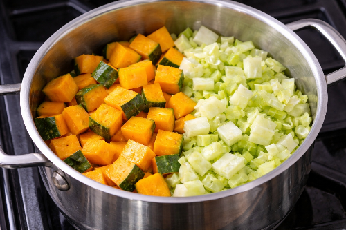 단호박,양배추 큐브 손질 사진