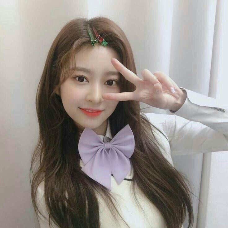 아이즈원 김민주 최애사진
