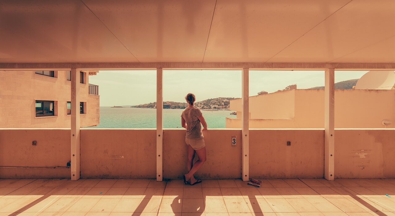 같은 방인데도 특정 위치만 불편하게 느껴지는 원인