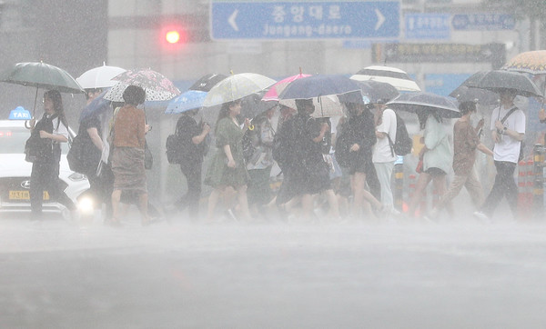 태풍 &amp;#39;하이쿠이&amp;#39; 영향