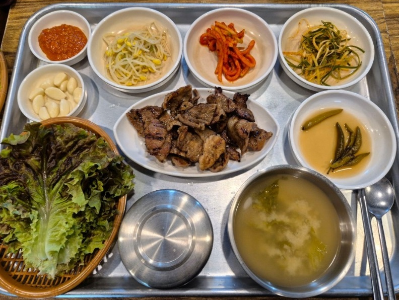 핸썸가이즈-핸썸즈-서울-문래동-돼지불고기-백반-문래돼지불백