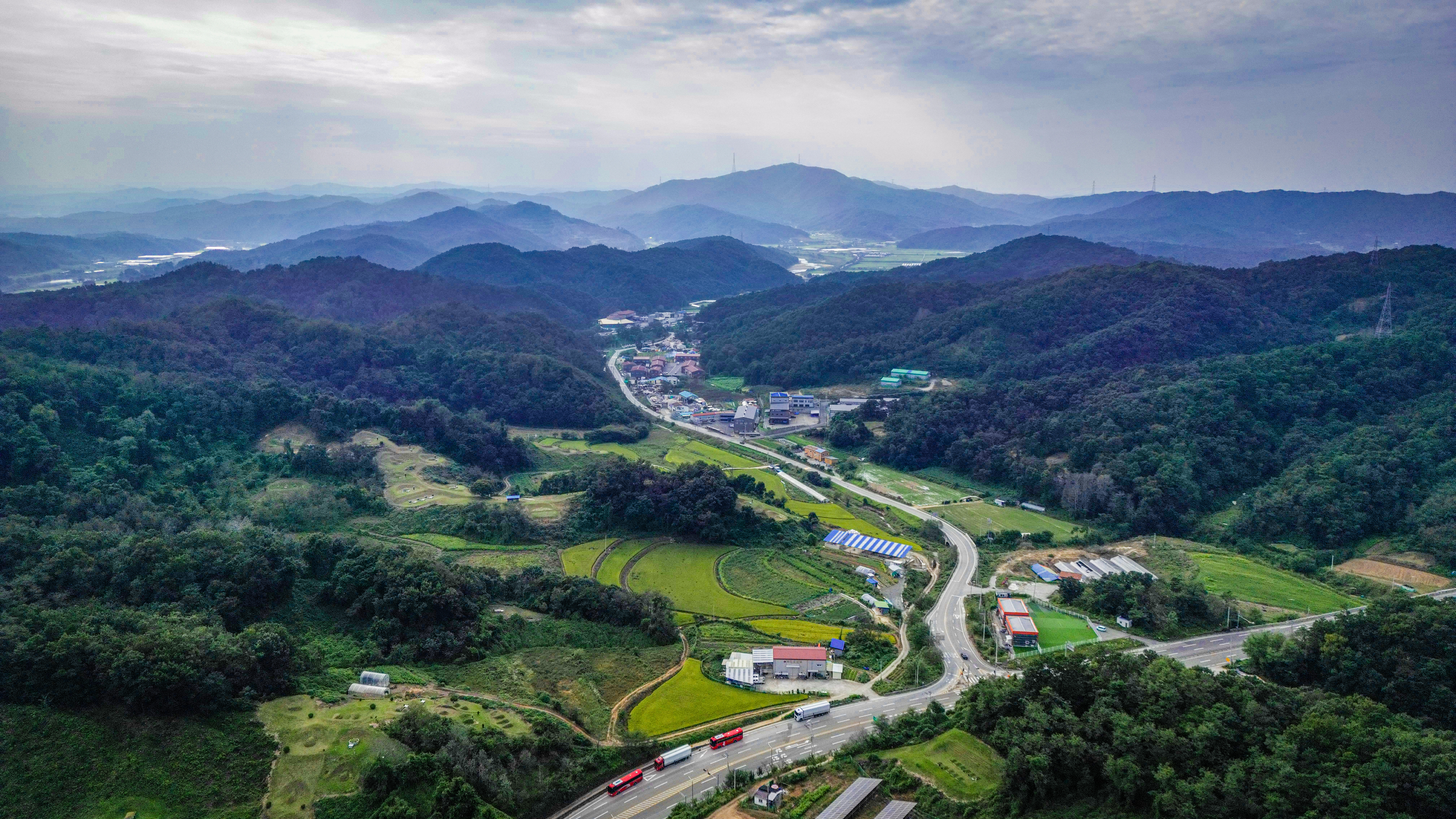 추석 드론의 사진