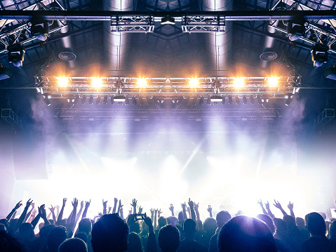 2024싸이흠뻑쇼-예매-지정석-스탠딩시야-장단점