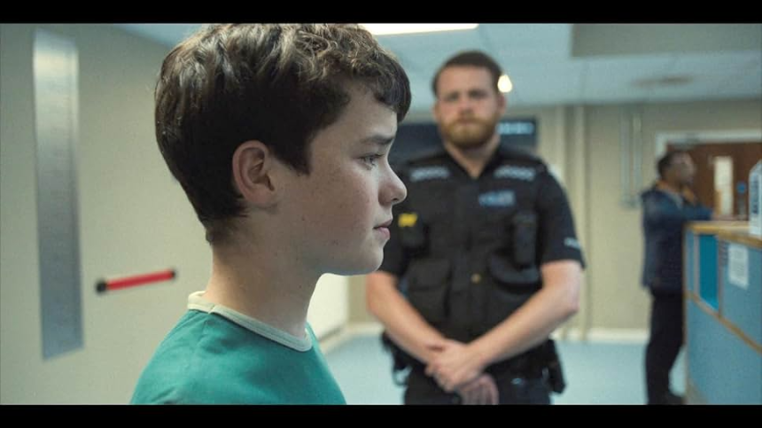 넷플릭스 오리지널 시리즈 '소년의 시간'(Adolescence, 2025) 리뷰 - 줄거리·출연진·평점