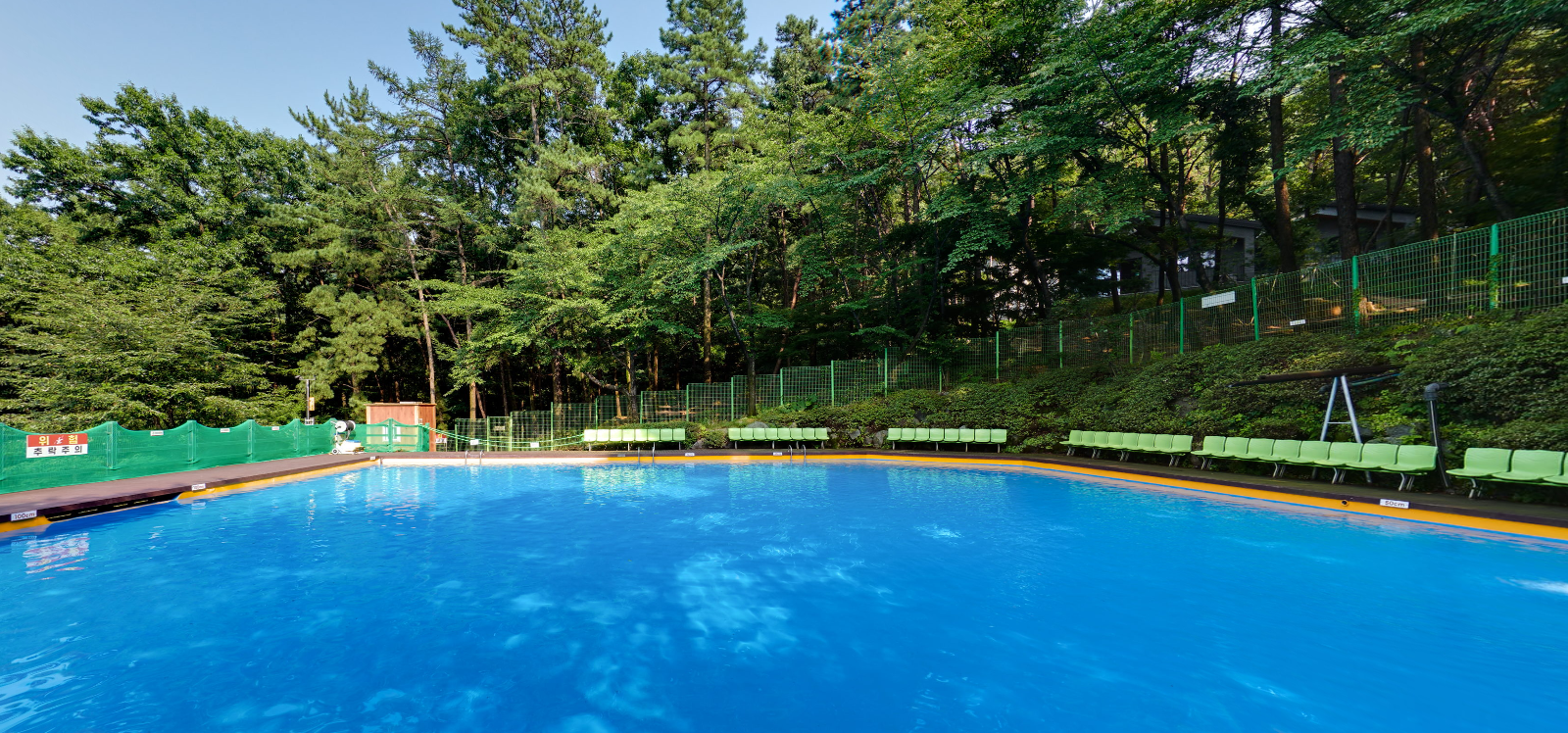 영인산 자연휴양림 예약 수영장 캠핑장 데크 숙박 시설