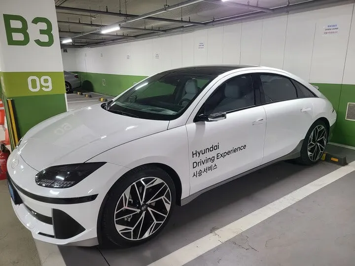 아이오닉6 시승기 측면