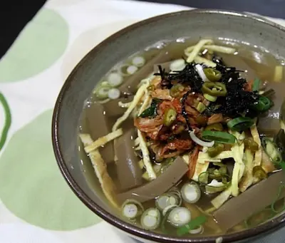 도토리묵밥