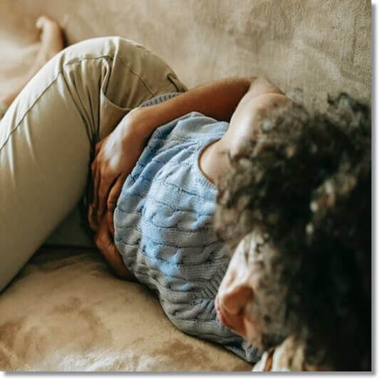 장염이 심한 여성