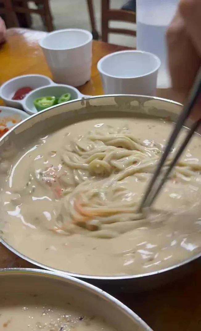 장미칼국수
