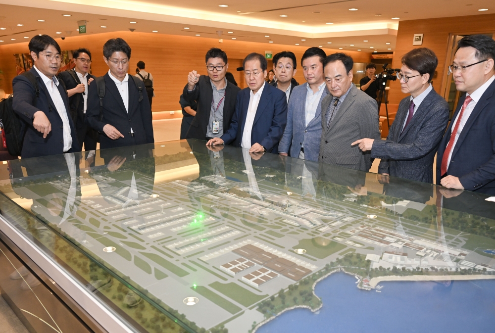 신공항 운영 협의를 위한 창이공항 관계자 면담