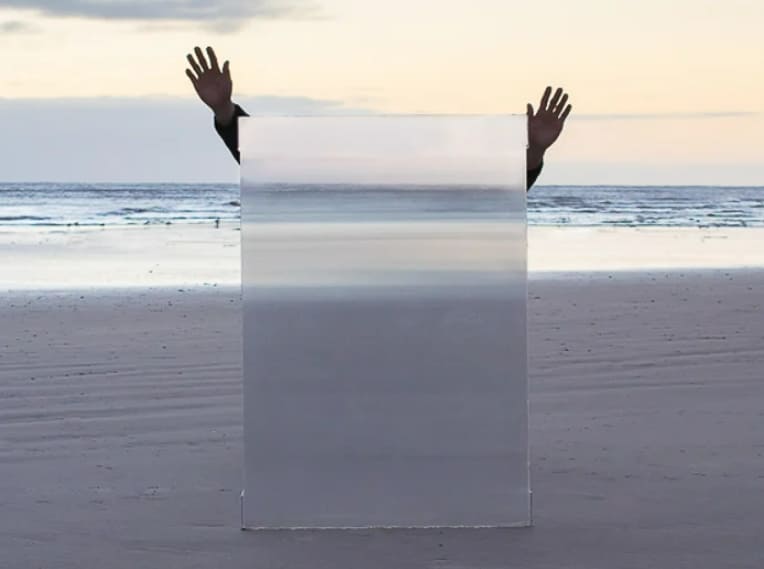 투명 인간 보호막 VIDEO: From fiction to reality: this shield is designed to make you invisible