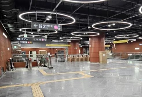 암사역사공원역