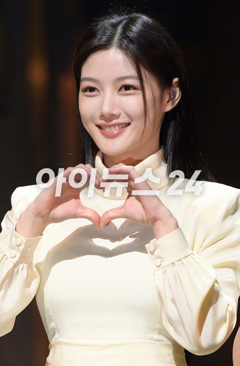 배우 김유정이 7일 오후 서울 서초구 예술의 전당 CJ 토월극장에서 진행된 연극 &#39;셰익스피어 인 러브&#39; 기자간담회에 참석하고 있다. [사진=정소희 기자]