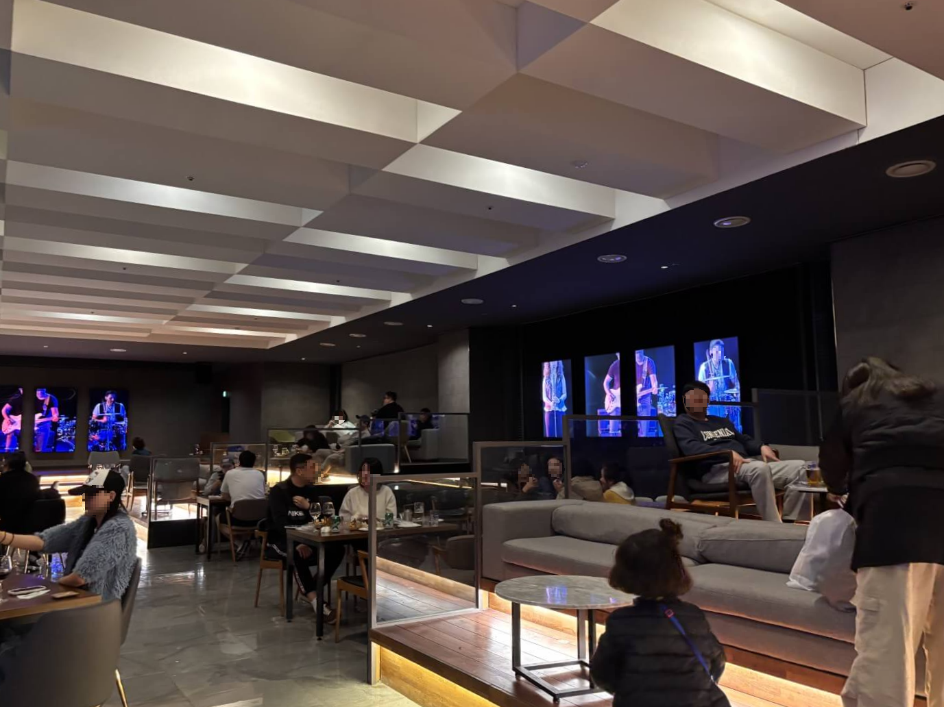 디그니티 호텔 레스토랑 분위기