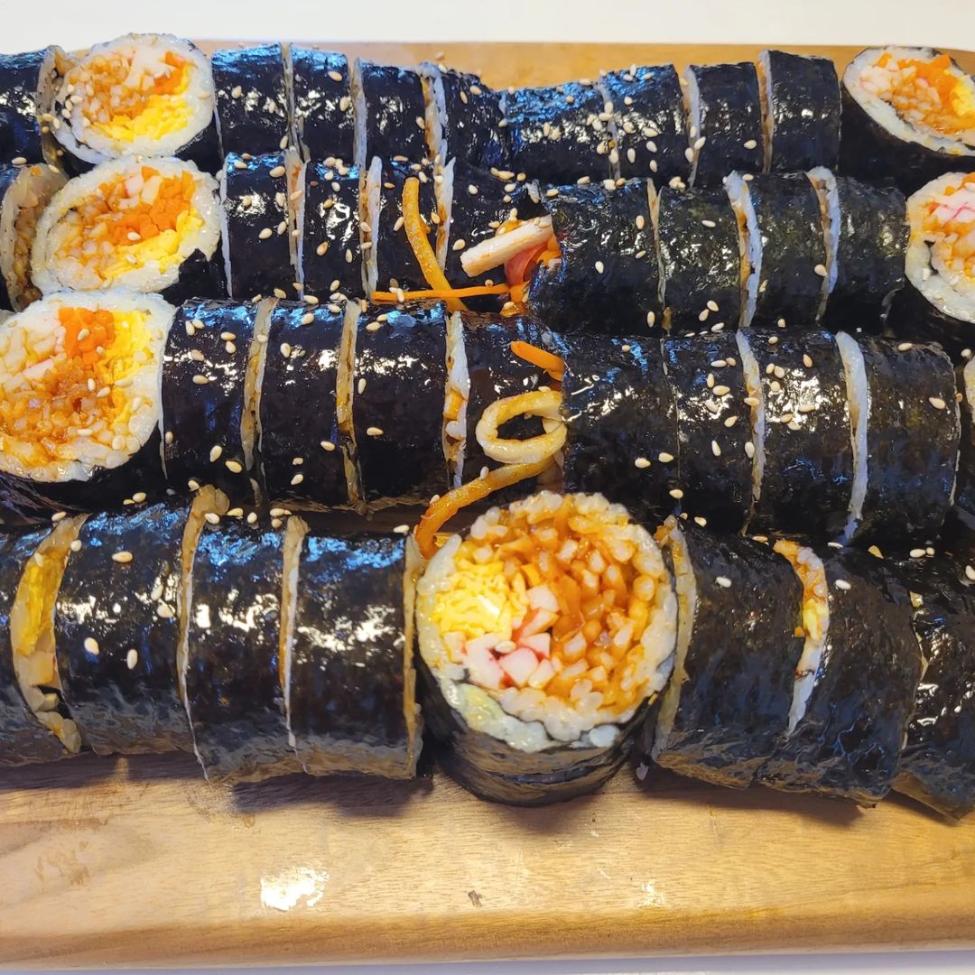 생활의달인 진미채 김밥 잔치국수 서대문구 신촌 간판 없이 30년 노포 세브란스 병원 의사 단골 김밥집 은둔식달 오늘 방송 맛집 정보