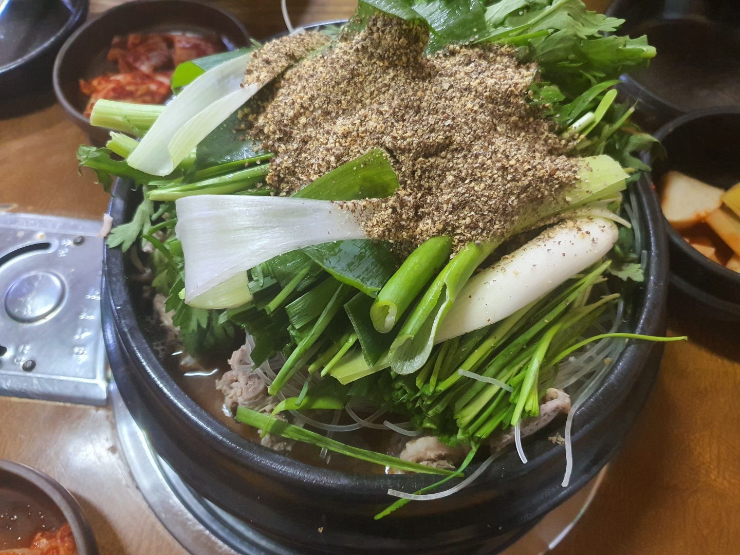 왕뚝배기 감자탕