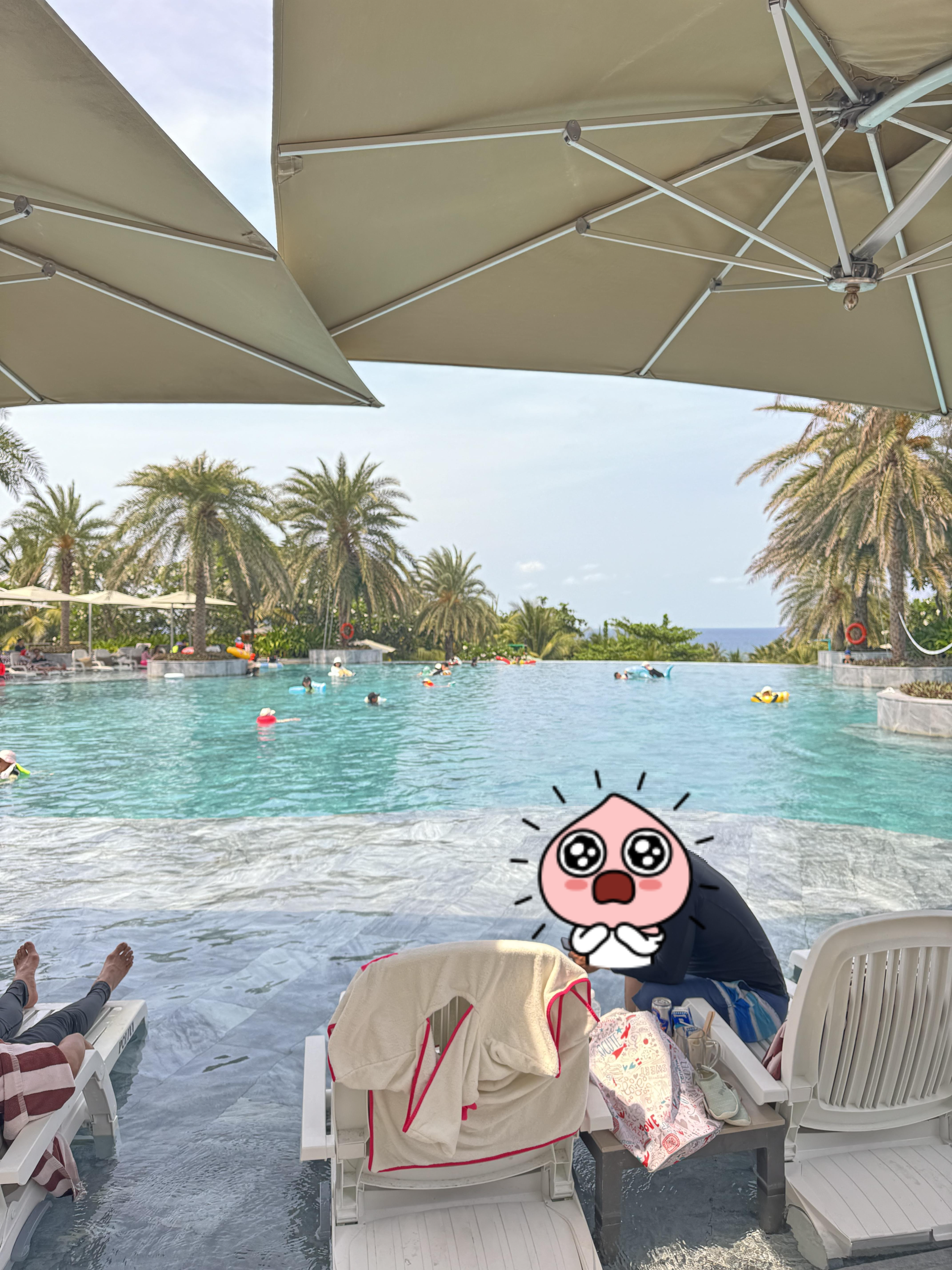 모벤픽 리조트 수영장