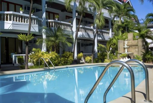 보라카이-수영장-저렴한-호텔