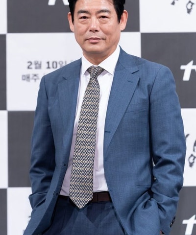 성동일 나이