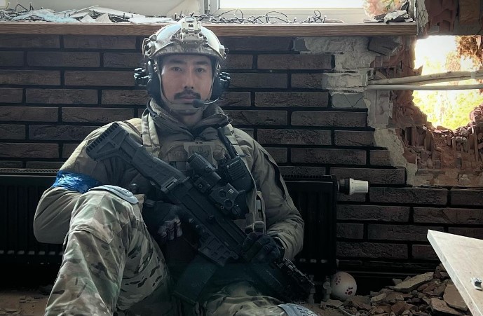 이근 나이 국적 프로필